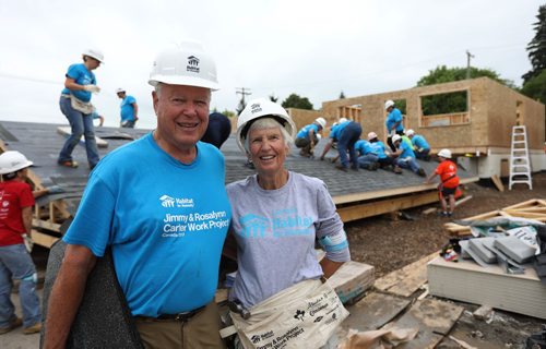 RUTH BONNEVILLE / WINNIPEG FREE PRESS



Jean and her husband Gene Cravens volunteer their time to build homes for Habitat for Humanity at The Carter build site in St. James Tuesday.   Former U.S. president Jimmy Carter and his wife Rosalynn will help build homes on Thursday.  
See Melissa Martin story. 
 
July 11, 2017