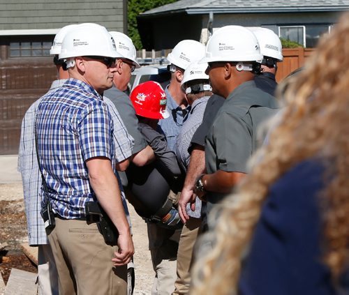 WAYNE GLOWACKI / WINNIPEG FREE PRESS

Security carry former President Jimmy Carter after he possibly suffered heat exhaustion after working a home on Lyle St. for  the Habitat for Humanitys 34th Jimmy & Rosalynn Carter Work Project. Larry Kusch  Melissa Martin story July 13  2017
