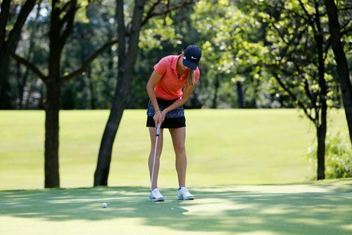 JUSTIN SAMANSKI-LANGILLE / WINNIPEG FREE PRESS
Bobbi Uhl putts at the Junior Golf Championship held at Rossmere Golf and Country Club Thursday.
170713 - Thursday, July 13, 2017.