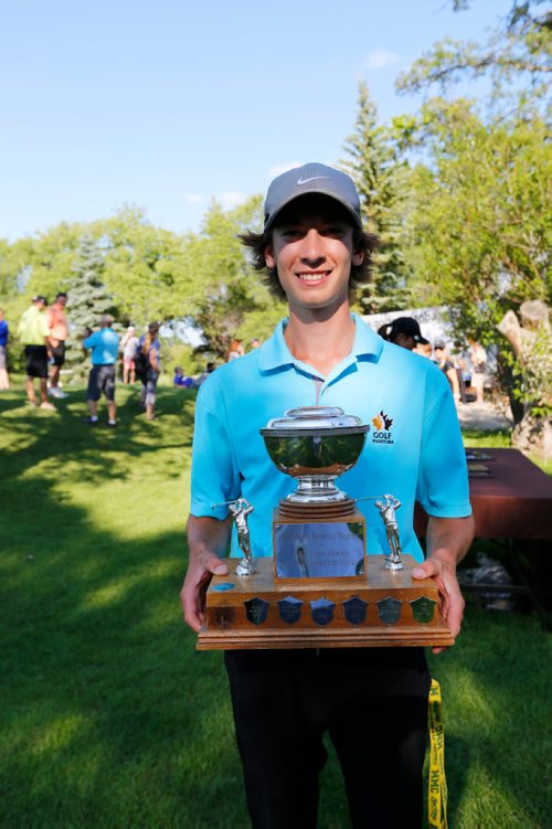 JUSTIN SAMANSKI-LANGILLE / WINNIPEG FREE PRESS
Junior Golf Boys Champion Ryan McMillan poses with his trophy Thursday at Rossmere Golf and Country Club.
170713 - Thursday, July 13, 2017.