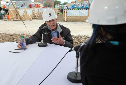 RUTH BONNEVILLE / WINNIPEG FREE PRESS

Former U.S. president Jimmy Carter is in good spirits as he is being interviewed by Free Press columnist Melissa Martin and videographer Mike Deal at the Carter Habitat for Humanity work project site Friday afternoon.  
July 14, 2017