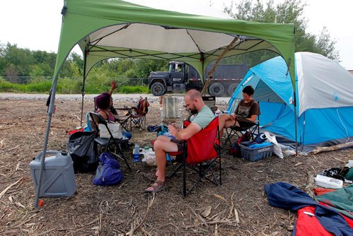 BORIS MINKEVICH / WINNIPEG FREE PRESS
Parker Lands development protestors are camped out on the development site to try to stop it. From left, protestors Katelyn McIntyre, Dirk Hoeppner, and Jenna Vandal. BEN WALDMAN STORY  July 17, 2017