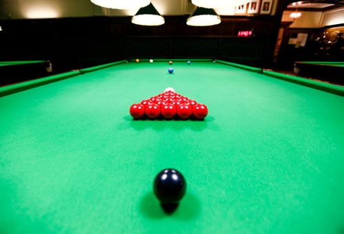 JUSTIN SAMANSKI-LANGILLE / WINNIPEG FREE PRESS
A billiards table is seen inside the billiards lounge of the Manitoba Club. The billiards club has around 60 members, some of whom have competed professionally on the world stage.
170718 - Tuesday, July 18, 2017.