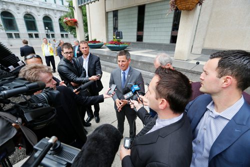 JUSTIN SAMANSKI-LANGILLE / WINNIPEG FREE PRESS
Mayor Brian Bowman speaks to reporters outside City Hall following a tree planting ceremony ceremony to mark the Bicentenary of the Peguis Selkirk Treaty.
170719 - Wednesday, July 19, 2017.