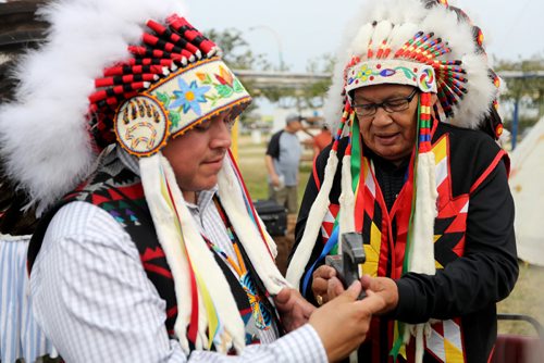 TREVOR HAGAN / WINNIPEG FREE PRESS
Southern Grand Chief Jerry Daniels and Brokenhead Chief Jim Bear, A with a pipe that once belonged to Chief Peguis, Friday, July 21, 2017.