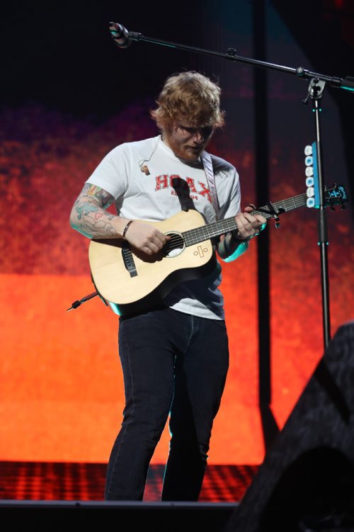 TREVOR HAGAN / WINNIPEG FREE PRESS
Ed Sheeran performs to a sold out crowd at Bell MTS Place, Saturday, July 22, 2017.