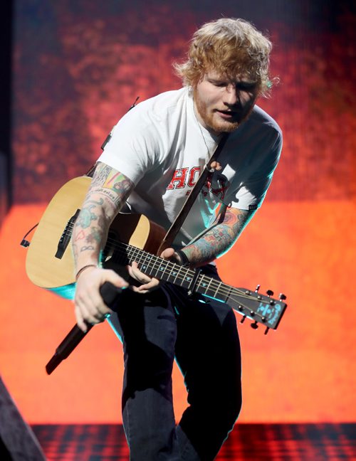 TREVOR HAGAN / WINNIPEG FREE PRESS
Ed Sheeran performs to a sold out crowd at Bell MTS Place, Saturday, July 22, 2017.