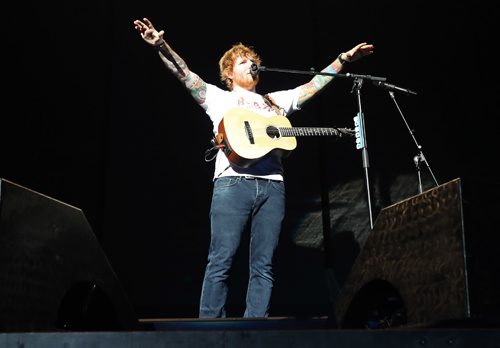 TREVOR HAGAN / WINNIPEG FREE PRESS
Ed Sheeran performs to a sold out crowd at Bell MTS Place, Saturday, July 22, 2017.