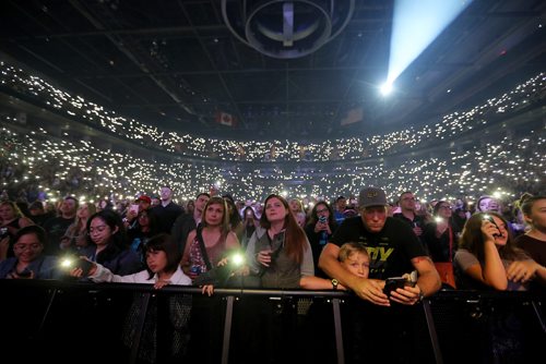 TREVOR HAGAN / WINNIPEG FREE PRESS
Ed Sheeran performs to a sold out crowd at Bell MTS Place, Saturday, July 22, 2017.