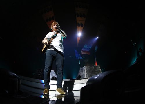 TREVOR HAGAN / WINNIPEG FREE PRESS
Ed Sheeran performs to a sold out crowd at Bell MTS Place, Saturday, July 22, 2017.