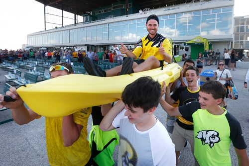 JOHN WOODS / WINNIPEG FREE PRESS
Kayaker Jordan Smallwood is carried as his team enter a team Manitoba Canada Games pep rally at The Assiniboia Downs in Winnipeg Sunday, July 23, 2017.