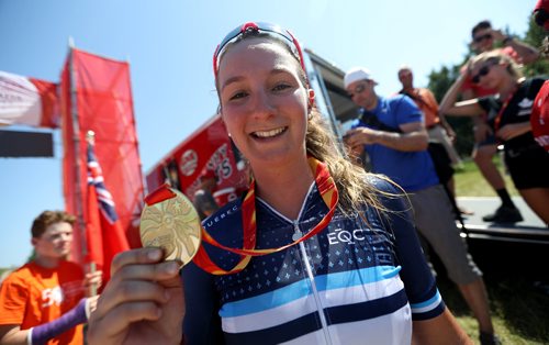 TREVOR HAGAN / WINNIPEG FREE PRESS
Quebec mountain biker Anne-Julie Tremblay is the first to win a gold medal at the 2017 Canada Summer Games, Sunday, July 30, 2017.