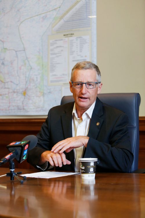 JUSTIN SAMANSKI-LANGILLE / WINNIPEG FREE PRESS
Infrastructure Minister Blaine Pederson speaks to reporters in his office Tuesday about the province's request for proposals to study a redesign of south Perimeter Hwy. and the St. Norbert bypass.
170801 - Tuesday, August 01, 2017.