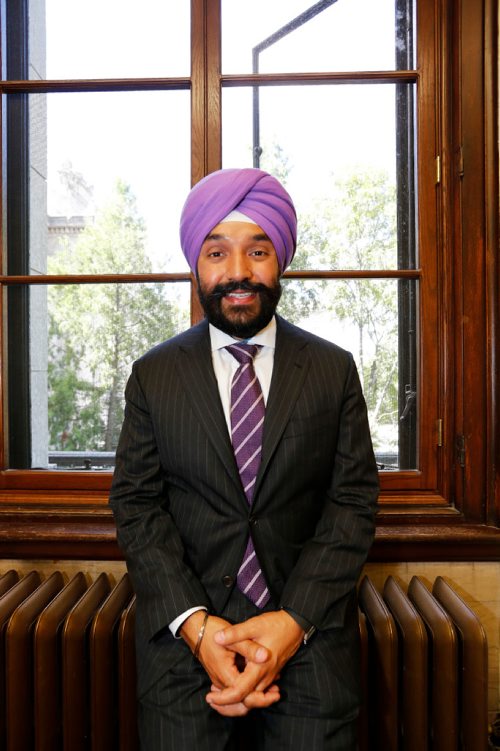 JUSTIN SAMANSKI-LANGILLE / WINNIPEG FREE PRESS
Federal Minister of Innovation, Science and Economic Development Navdeep Singh Bains poses in the media office of the Manitoba Legislature Building Tuesday. 
170801 - Tuesday, August 01, 2017.