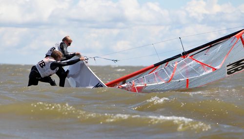 RUTH BONNEVILLE / WINNIPEG FREE PRESS

Bryce and Hunter Kristjansson work to upright their sail boat in high winds  during the Double Handed - 29er male Canada Summer Games sailing event in Gimli MB on Lake Winnipeg Wednesday.  

  
Aug 01,, 2017