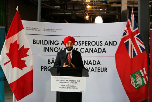 JUSTIN SAMANSKI-LANGILLE / WINNIPEG FREE PRESS
Federal Minister of Innovation, Science and Economic Development Navdeep Bains speaks at a press conference Wednesday held in the construction site for Red River College's future Smart Factory. The event was used to announce a combined investment of over $15 million in the project shared between the federal government and StandardAero.
170802 - Wednesday, August 02, 2017.
