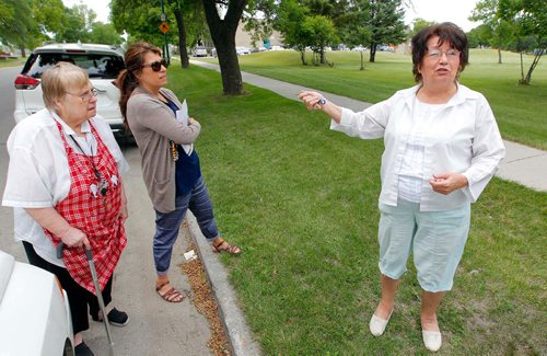 BORIS MINKEVICH / WINNIPEG FREE PRESS
Gilbert Park residence got word that they can stay in their apartments. From left, Doreen Thomas, Barb Desjarlais (doreen's daughter), and Irene Soko. August 2, 2017