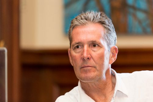 JUSTIN SAMANSKI-LANGILLE / WINNIPEG FREE PRESS
Manitoba Premier Brian Pallister talks with Free Press reporter Randy Turner in the Premier's office Tuesday.
170801 - Tuesday, August 01, 2017.