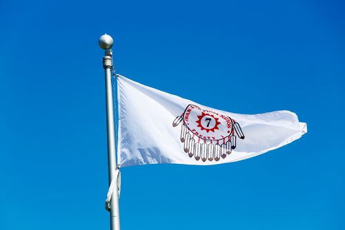 JUSTIN SAMANSKI-LANGILLE / WINNIPEG FREE PRESS
The flag of Swan Lake First Nation flies on the Lower Fort Garry National Historic site Thursday following a Treaty 1 flag raising ceremony.
170803 - Thursday, August 03, 2017.