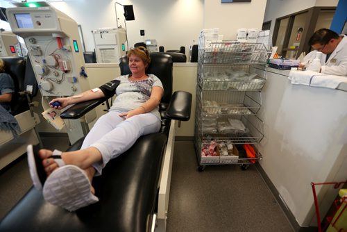 TREVOR HAGAN / WINNIPEG FREE PRES
Yvonne Schnaider has been giving plasma about once a week for the last 8-10 years. Prometic pays for plasma donations, Thursday, August, 3, 2017.