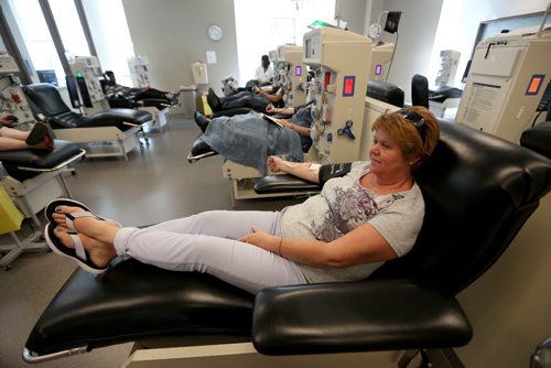 TREVOR HAGAN / WINNIPEG FREE PRES
Yvonne Schnaider has been giving plasma about once a week for the last 8-10 years. Prometic pays for plasma donations, Thursday, August, 3, 2017.