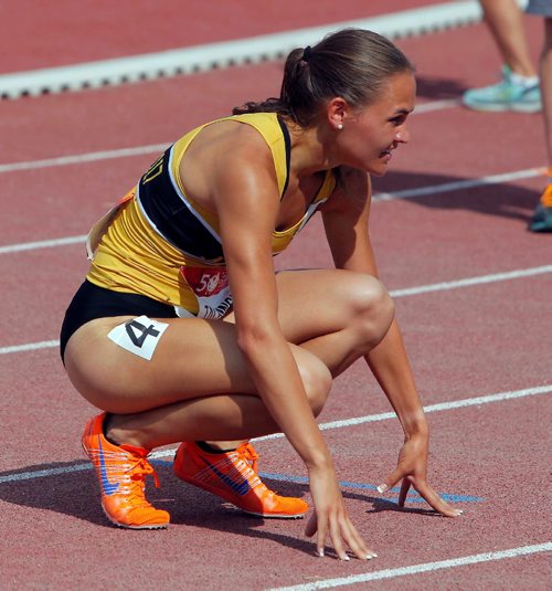 BORIS MINKEVICH / WINNIPEG FREE PRESS
2017 Canada Summer Games - Athletics 800m female finals. Victoria Tachinski(MB) gets silver. August 4, 2017