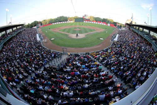 TREVOR HAGAN / WINNIPEG FREE PRESS
Team Manitoba versus Team Saskatchewan to decide summer games gold, Friday, August 04, 2017.