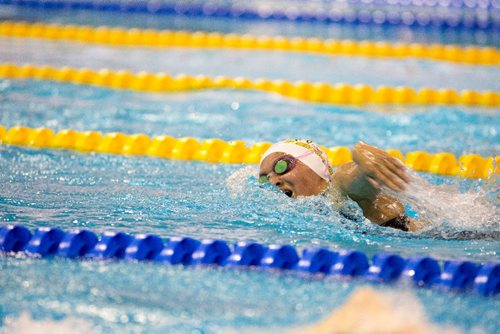 JUSTIN SAMANSKI-LANGILLE / WINNIPEG FREE PRESS
Team Manitoba's Tia Cummings swims during the women's 1500m freestyle Monday at the Pan-Am Pool.
170807 - Monday, August 07, 2017.