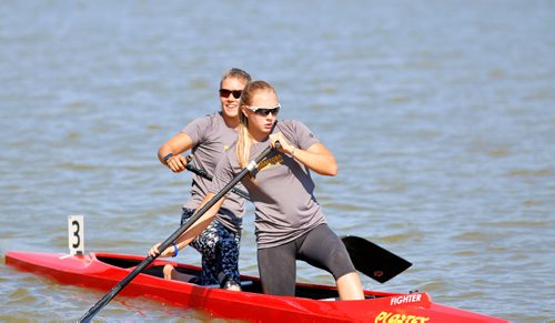 JUSTIN SAMANSKI-LANGILLE / WINNIPEG FREE PRESS
Team Manitoba's Nicole Boyle (Front) and Maddy Mitchell head towards the dock following their preliminary race Monday at the Manitoba Canoe and Kayak Centre.
170807 - Monday, August 07, 2017.
