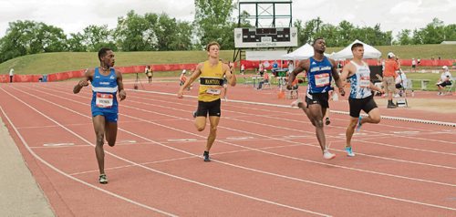 Canstar Community News Aug. 1 2017 - Manitoba's Stefan Hreno finished fifth in his heat in the men's 200-metre sprint at the University of Manitoba with a time of 21.82 seconds.