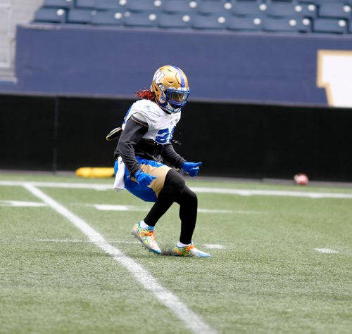 JUSTIN SAMANSKI-LANGILLE / WINNIPEG FREE PRESS
Bombers running back Timothy Flanders sprints during a drill at Tuesday's practice at Investor's Group Field.
170808 - Tuesday, August 08, 2017.