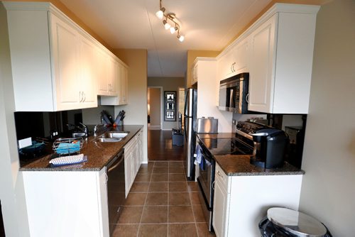 JUSTIN SAMANSKI-LANGILLE / WINNIPEG FREE PRESS
The kitchen inside of apartment 502 at 330 Stradbrook features modern countertops and stainless steel appliances.
170809 - Wednesday, August 09, 2017.