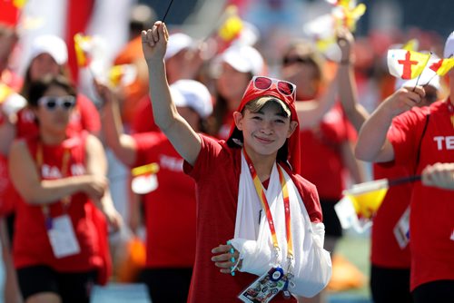 TREVOR HAGAN / WINNIPEG FREE PRESS
Athletes arrive at the Canada Summer Games closing ceremonies, Sunday, August 13, 2017.