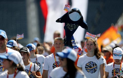 TREVOR HAGAN / WINNIPEG FREE PRESS
Athletes arrive at the Canada Summer Games closing ceremonies, Sunday, August 13, 2017.