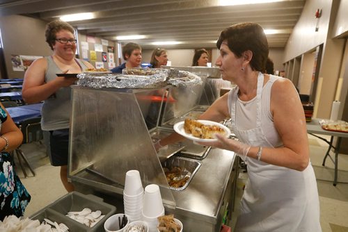 JOHN WOODS / WINNIPEG FREE PRESS
People are served at the Serbian "Kolo" pavilion Monday, August 13, 2017.
Folklorama 2nd week, 2017