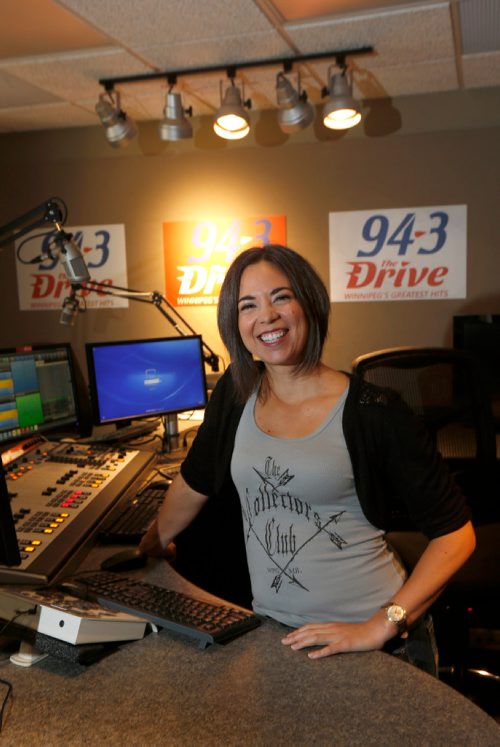 WAYNE GLOWACKI / WINNIPEG FREE PRESS
49.8 Intersection Radio DJ Dez Daniels in the studio at 94.3 FM. David Sanderson story. August 17 2017