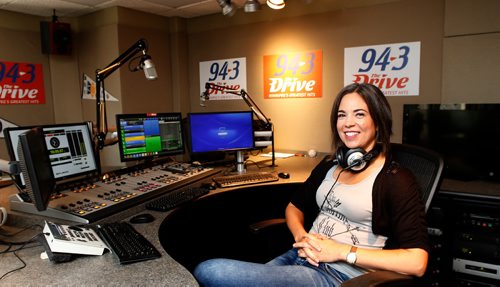 WAYNE GLOWACKI / WINNIPEG FREE PRESS
49.8 Intersection Radio DJ Dez Daniels in the studio at 94.3 FM. David Sanderson story. August 17 2017
