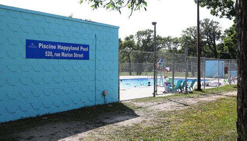 RUTH / BONNEVILLE WINNIPEG FREE PRESS

Mug shots of Happyland Pool at 520 Marion St, fir follow  story about people waiting in line to use the pool as they had to shuffle staff around to make sure they had enough lifeguards on duty for area pools.  

Aug 17, 2017
