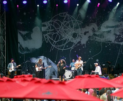 PHIL HOSSACK / WINNIPEG FREE PRESS  - Yola Carter performs behind a sea of red umbrellas keeping fans cool on her first Canadian tour stop performing at Interstellar Rodeo's opener Friday night for the weekend festival at the Forks. - August 17, 2017