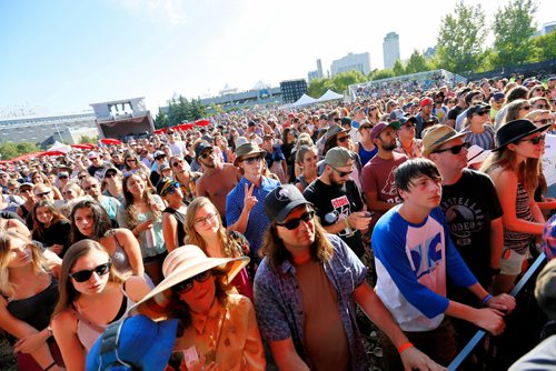 JUSTIN SAMANSKI-LANGILLE / WINNIPEG FREE PRESS
Crowds take in some sunshine and music Sunday on the final day of this years Interstellar Rodeo at The Forks.
170820 - Sunday, August 20, 2017.