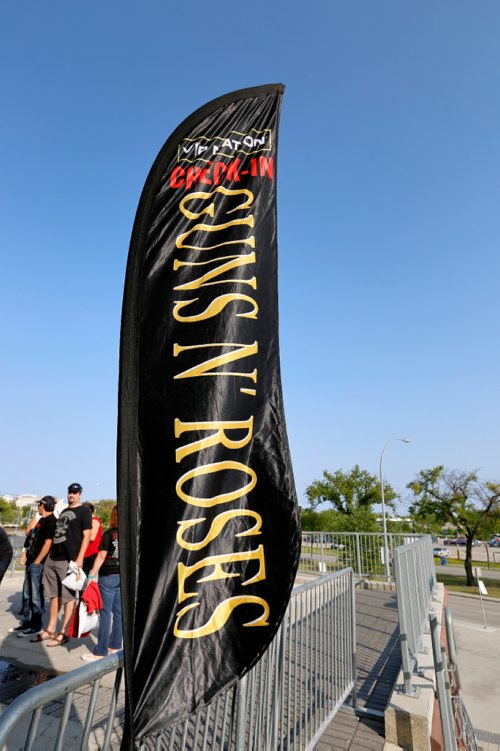 JUSTIN SAMANSKI-LANGILLE / WINNIPEG FREE PRESS
A Guns N' Roses banner flies outside Investors Group Field Thursday.
170824 - Thursday, August 24, 2017.