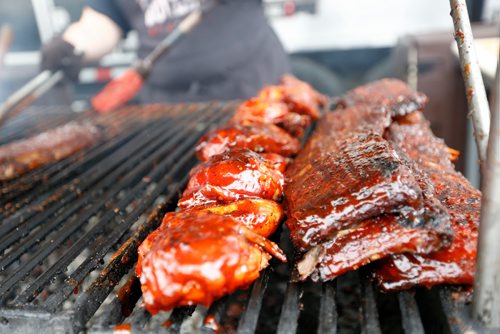 JUSTIN SAMANSKI-LANGILLE / WINNIPEG FREE PRESS
Some mouthwatering ribs sit on the grill Saturday during this year's Winnipeg Ribfest at The Forks.
170826 - Saturday, August 26, 2017.