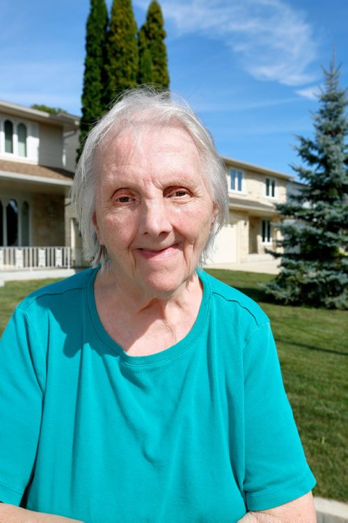 JUSTIN SAMANSKI-LANGILLE / WINNIPEG FREE PRESS
Frances Gorber poses outside her home Monday. Gorber says the city damaged her driveway clearing snow and now refuses to pay for repairs.
170828 - Monday, August 28, 2017.