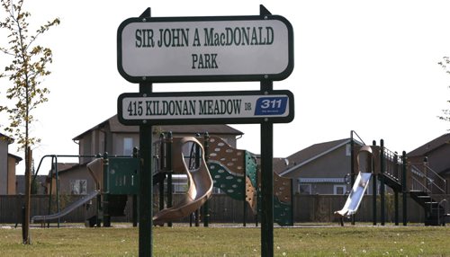 WAYNE GLOWACKI / WINNIPEG FREE PRESS

The Sir John A. MacDonald Park on Kildonan Meadow Dr. in Transcona. August 29 2017
