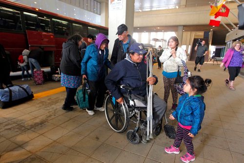 BORIS MINKEVICH / WINNIPEG FREE PRESS
The first bus loads of forest fire evacuees from Garden Hill northern MB arrive at the RBC Convention Centre. BEN WALDMAN STORY. August 31, 2017