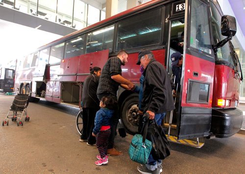 BORIS MINKEVICH / WINNIPEG FREE PRESS
The first bus loads of forest fire evacuees from Garden Hill northern MB arrive at the RBC Convention Centre. BEN WALDMAN STORY. August 31, 2017