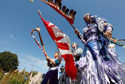 JOHN WOODS / WINNIPEG FREE PRESS
People participate in a powwow at Concert of Hope for Northern Fire Evacuees at Odena Circle in Winnipeg Monday, September 4, 2017.

