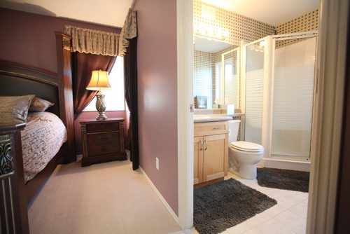 RUTH BONNEVILLE / WINNIPEG FREE PRESS 

Homes Feature, 1284 Scurfield Boulevard,  realtor Royce Finley.
Ensuite off master bedroom. 

 
 See homes feature - Todd

Sept  05, 2017
