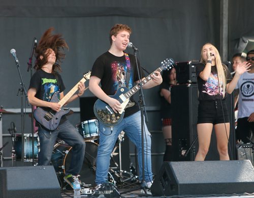WAYNE GLOWACKI / WINNIPEG FREE PRESS

 The School Of Rock rock out at 2017 Many Fest along Broadway and Memorial Blvd. Saturday.  The three day event also includes Food Truck Wars and a wine/beer garden, it runs Sunday, 11:00 AM - 6:00 PM .  Sept. 9 2017