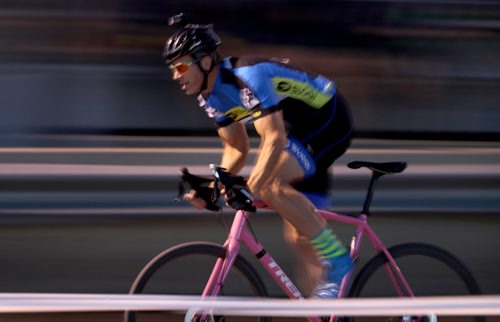 TREVOR HAGAN / WINNIPEG FREE PRESS
Cyclocross racers at the Darkcross event at the Coop Speedway, Saturday, September 9, 2017.